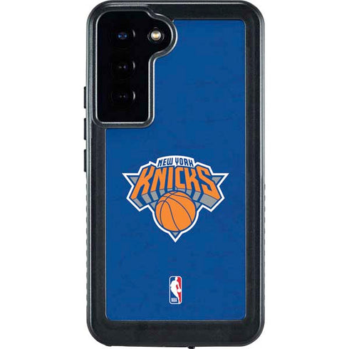 NBA New York Knicks Distressed Galaxy S24 Plus Waterproof Case
